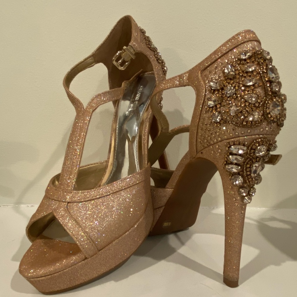 Gianni Bini champagne gold heels